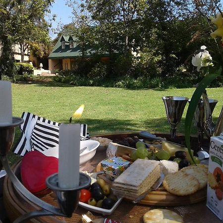 Chartwell Castle & Guest House Екстериор снимка