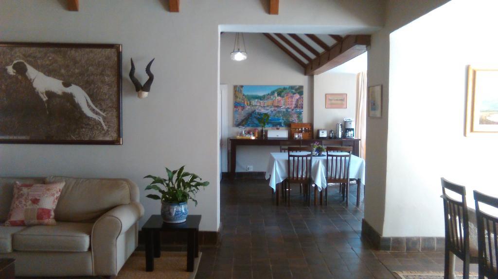 Chartwell Castle & Guest House Екстериор снимка