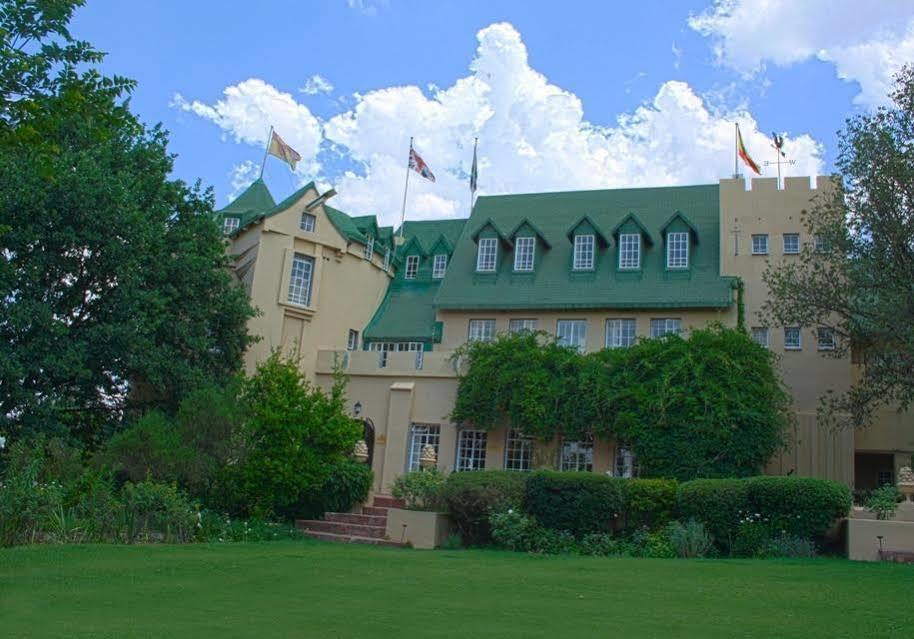 Chartwell Castle & Guest House Екстериор снимка